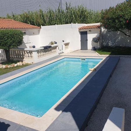Adorable maison d'hôte, avec terrasse vue sur piscine, wifi 4G, proche de BEZIERS Cers Exterior foto